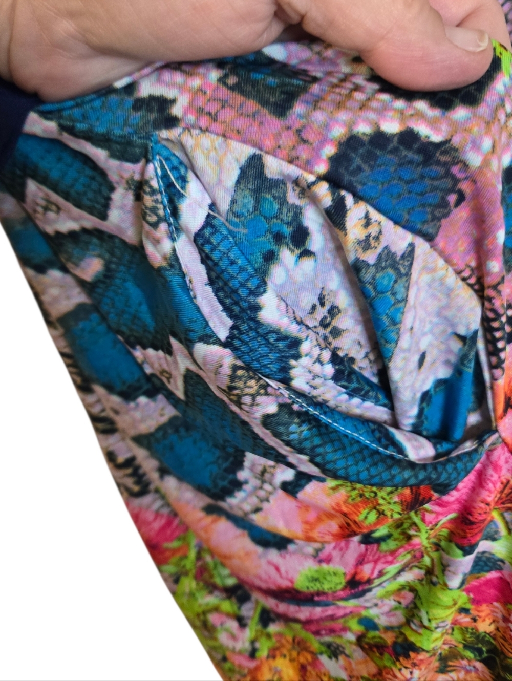 🌺✨ PLUS SIZE 1X Boho Mixed Print Tunic Dress | Snake + Floral | POCKETS! ✨🌺 - Picture 4 of 4